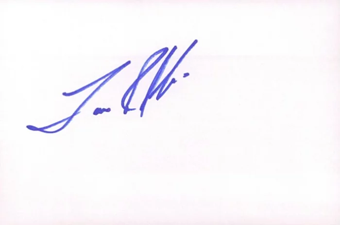 Lance Reddick autograph