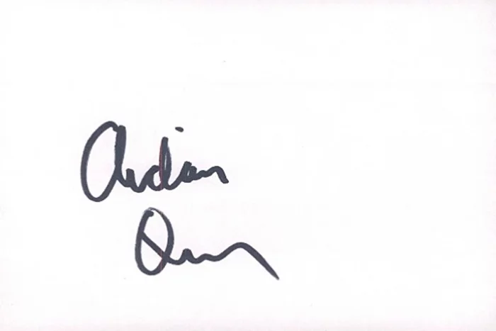 Aidan Quinn autograph