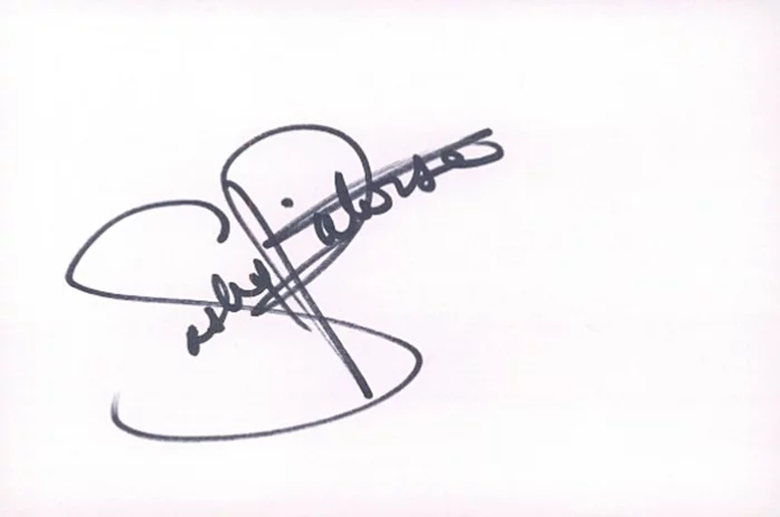Sasha  Pieterse autograph