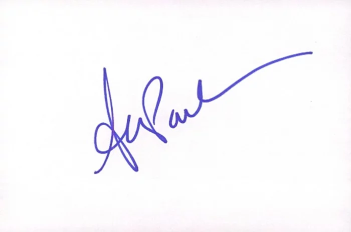 Sarah Paulson autograph