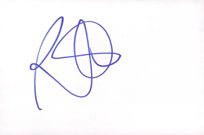 Renee Olstead autograph