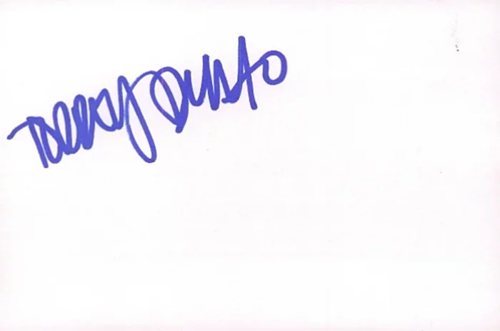 Torrey DeVitto autograph