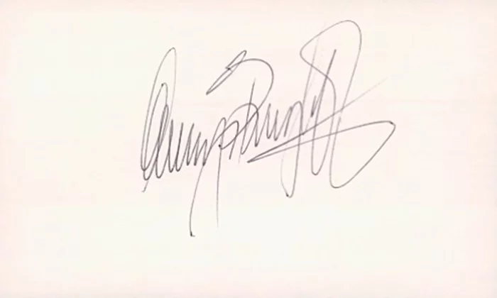 Gary Burghoff autograph