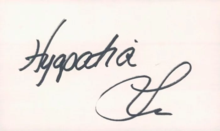 Hyapatia Lee autograph