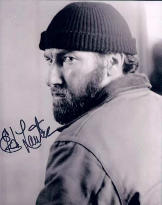 Ed Lauter autograph