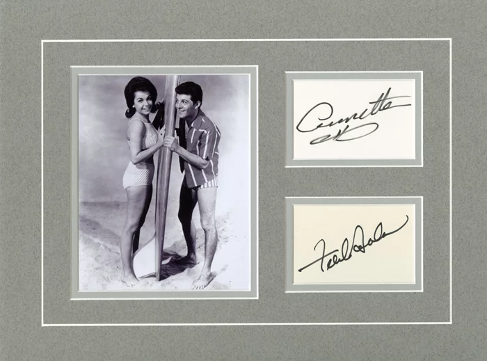 Annette & Frankie autograph