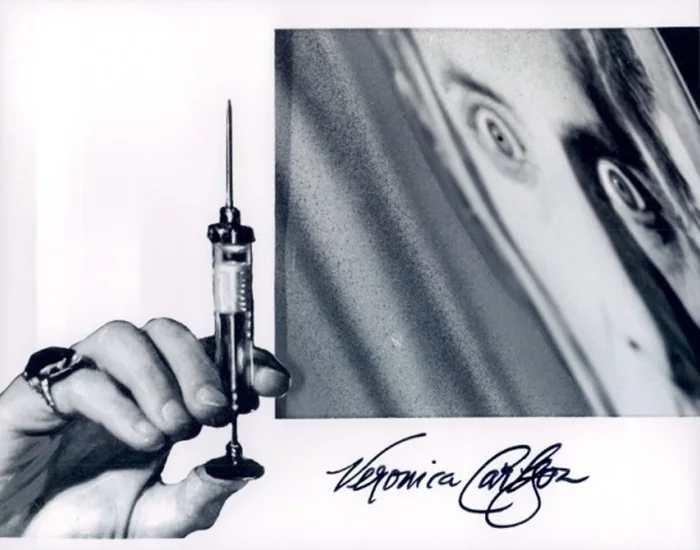Veronica Carlson autograph