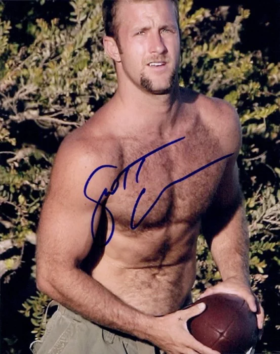 Scott Caan autograph