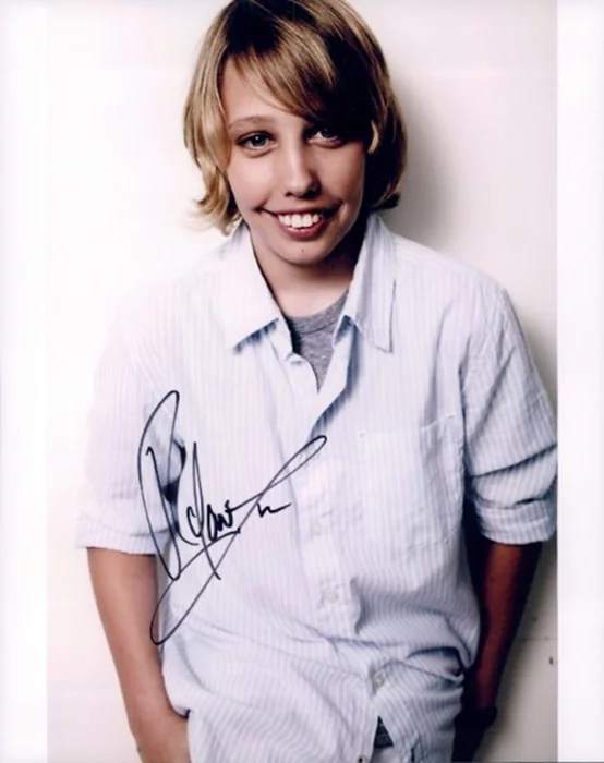 Ryan Lee autograph