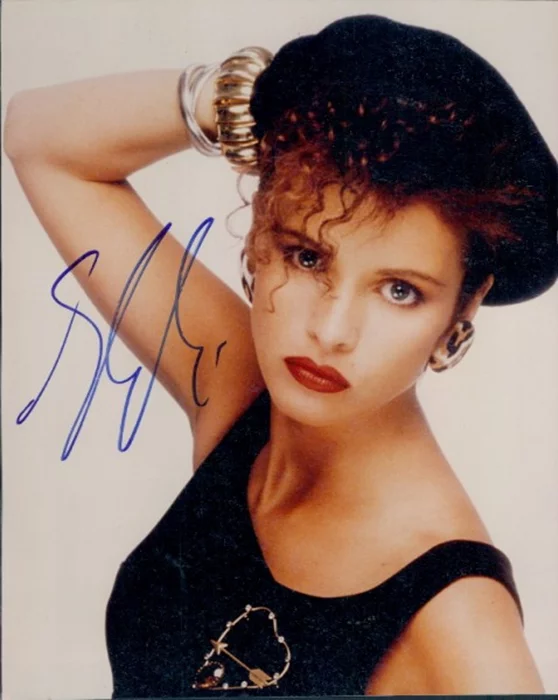 Sheena Easton autograph