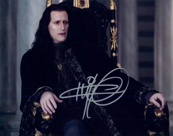 Christopher Heyerdahl autograph