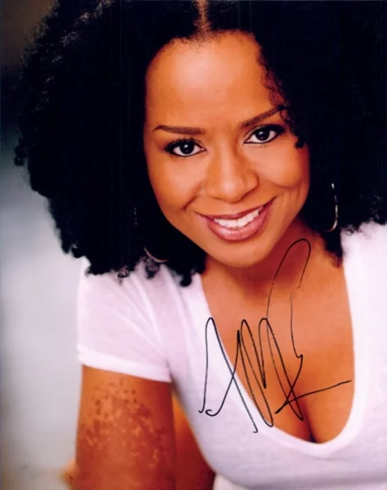 Tempestt Bledsoe autograph