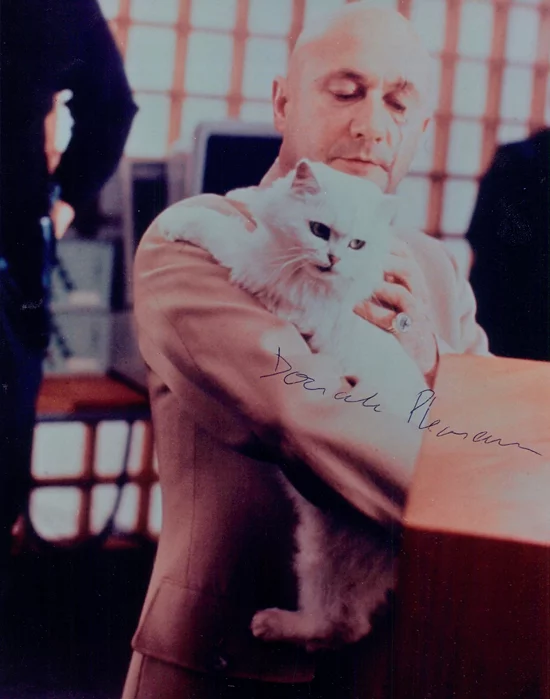 Donald Pleasence autograph