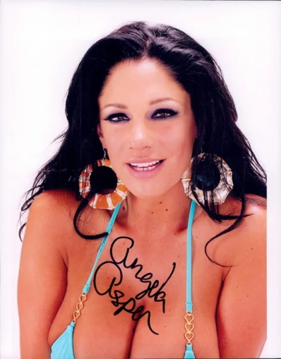 Angela Aspen autograph