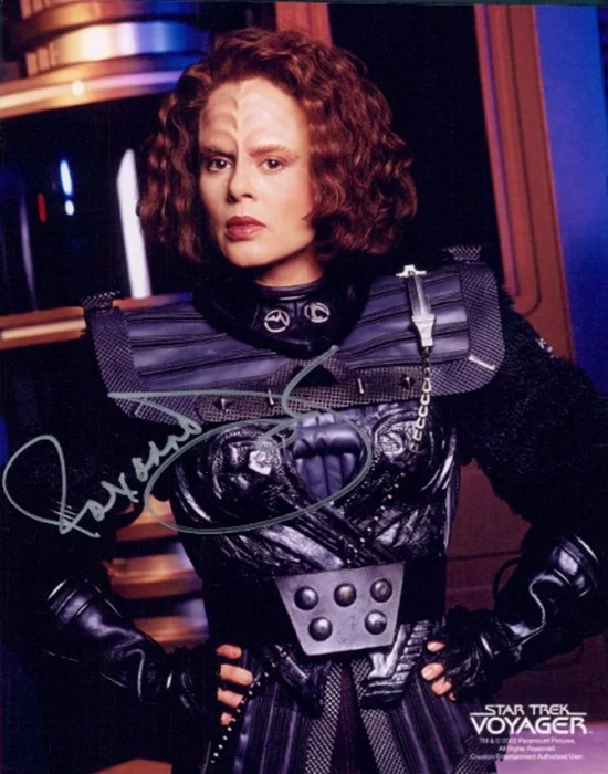 Roxann Dawson autograph