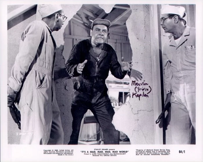 Marvin Kaplan autograph