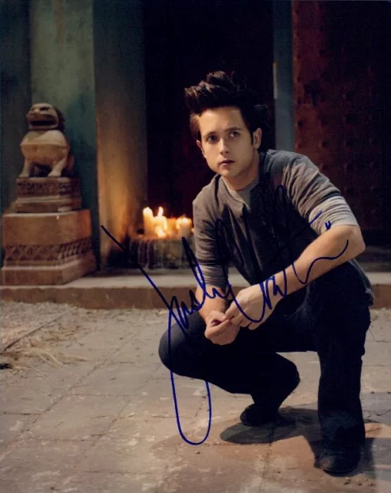 Justin Chatwin autograph