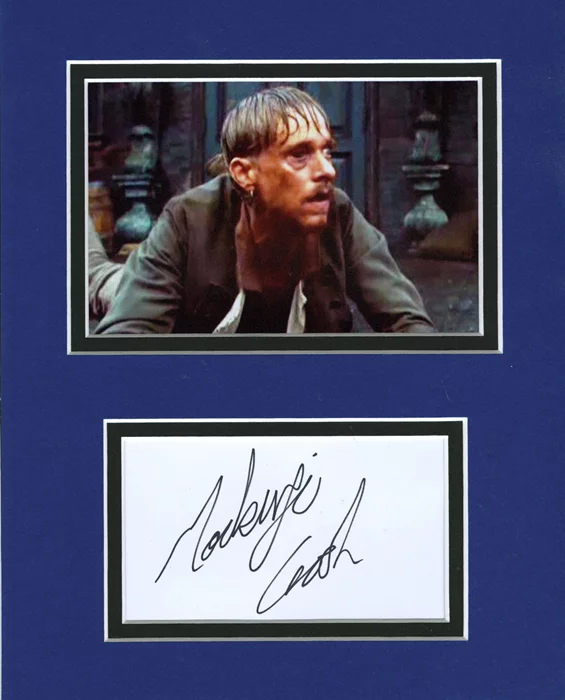 Mackenzie Crook autograph