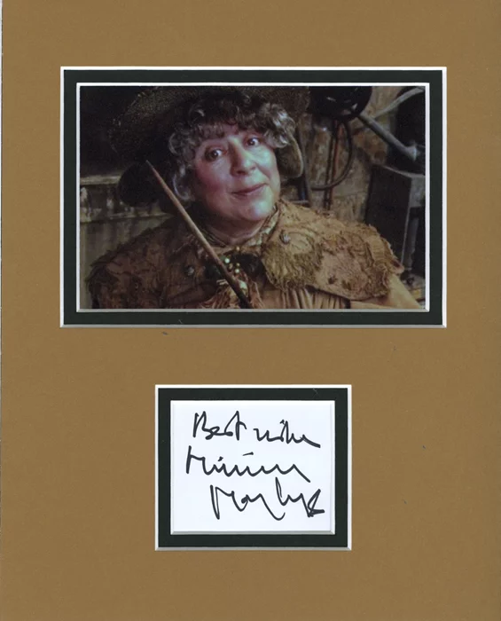 Miriam Margolyes autograph
