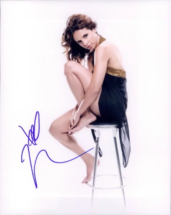 Azita Ghanizada autograph