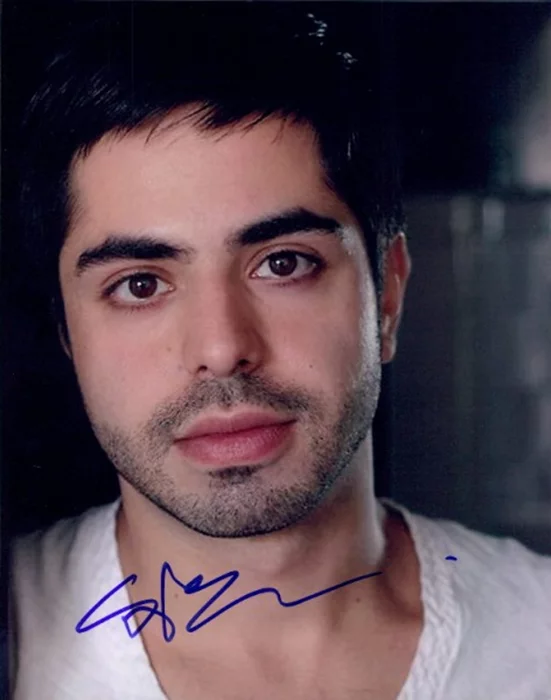 Satya Bhabha autograph