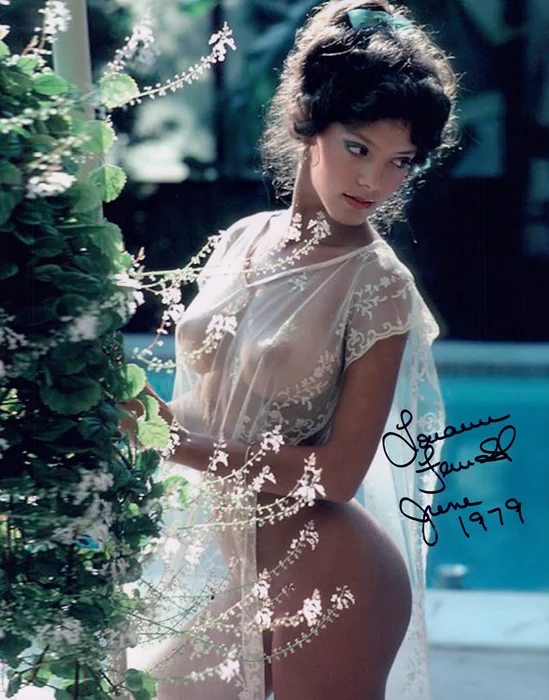 Louann Fernald autograph