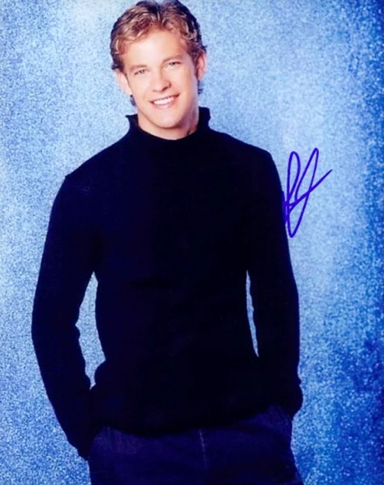 Bryce Johnson autograph