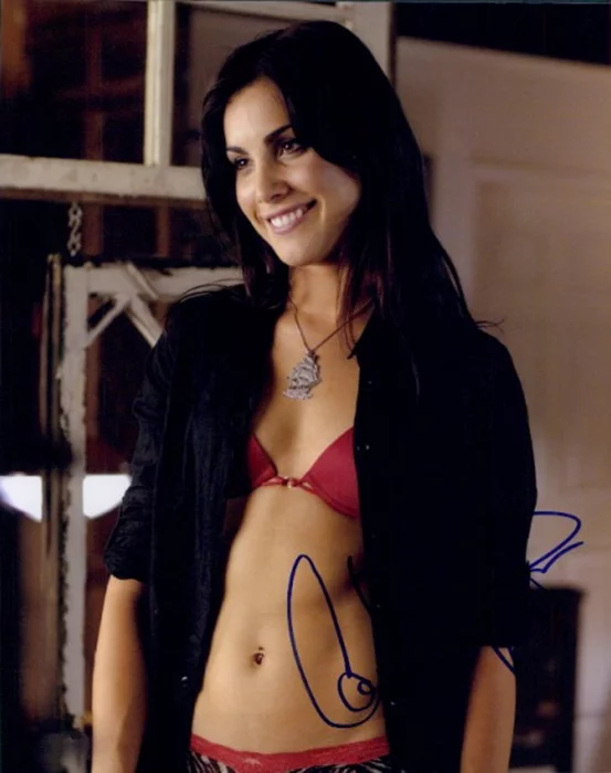 Carly Pope autograph