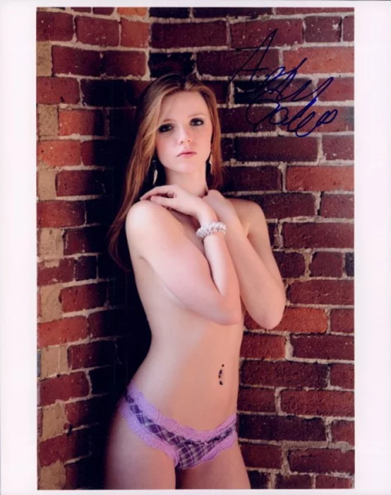 Ashley Gallagher autograph