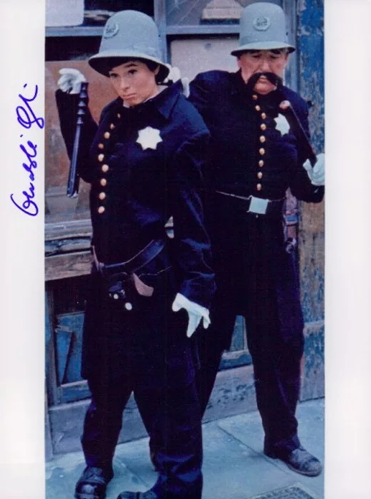 Geraldine Chaplin autograph