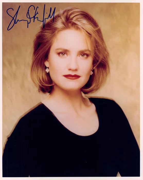 Sherry Stringfield autograph