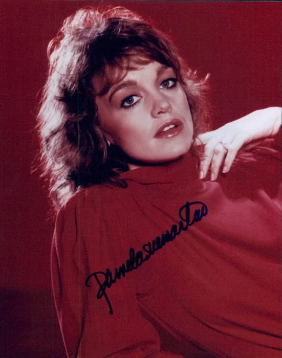 Pamela Sue Martin autograph
