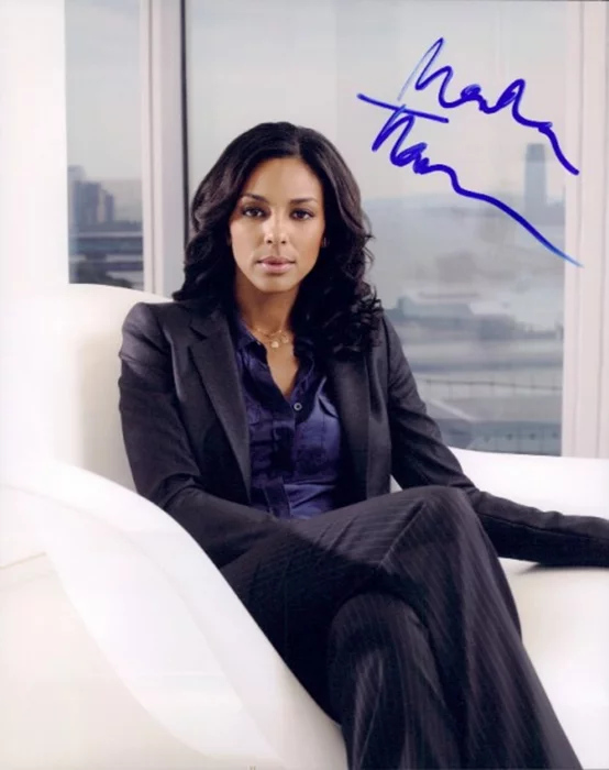 Marsha Thomason autograph