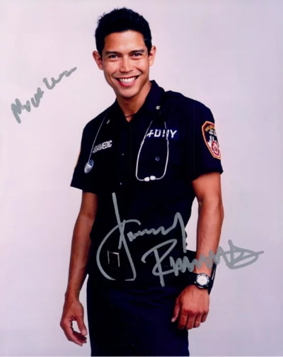 Anthony Ruivivar autograph