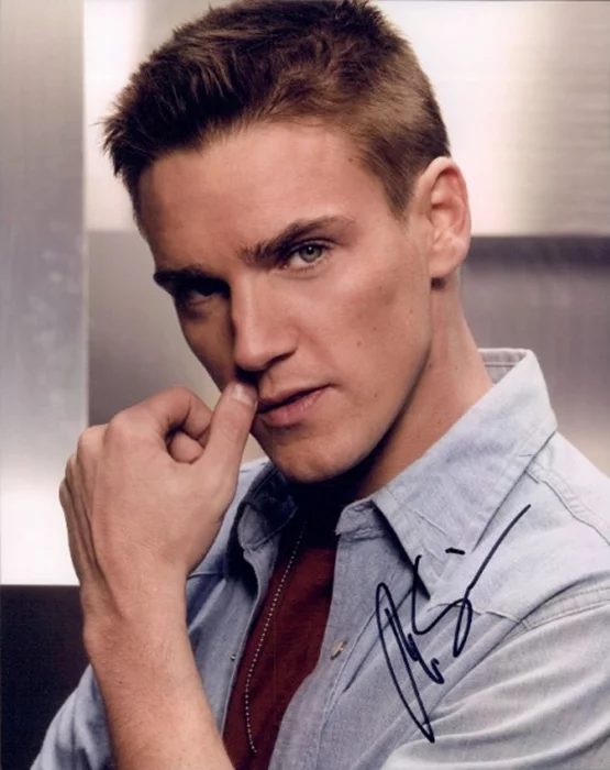 Riley Smith autograph