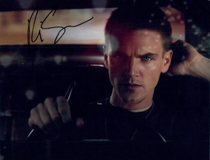 Riley Smith autograph