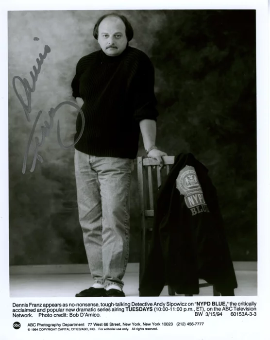 Dennis Franz autograph