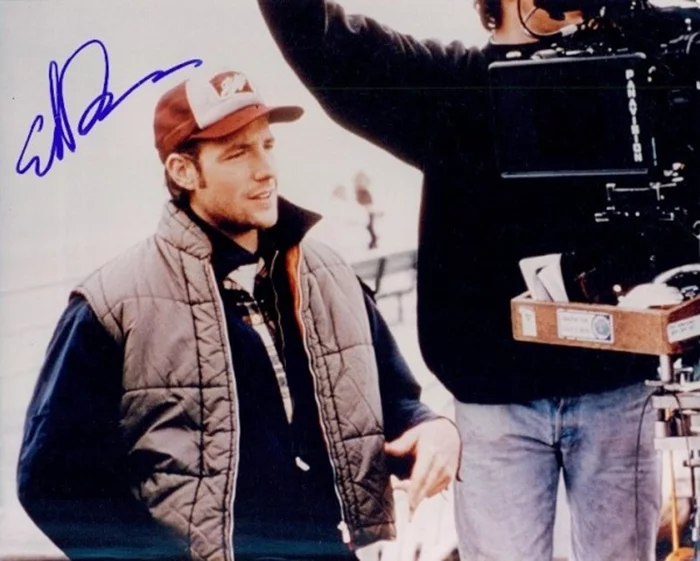 Edward Burns autograph