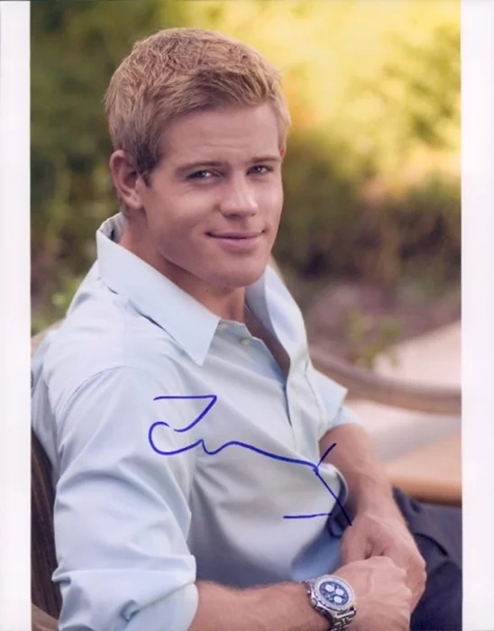 Trevor Donovan autograph