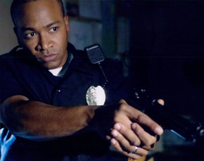 Columbus Short autograph