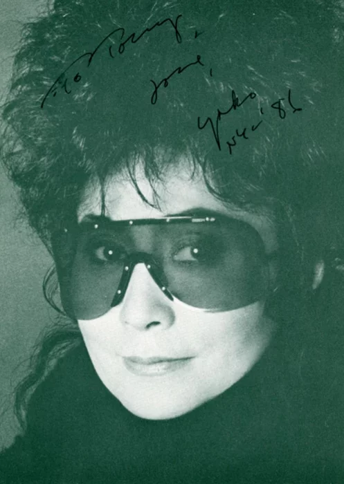 Yoko Ono autograph