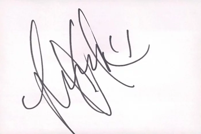 Fivel Stewart autograph