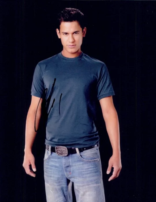 Bronson Pelletier autograph