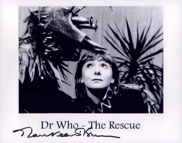 Maureen O'Brien autograph
