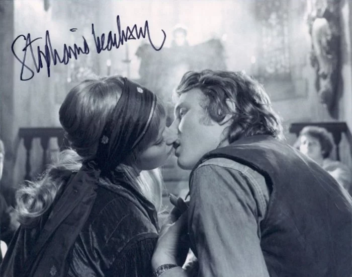 Stephanie Beacham autograph