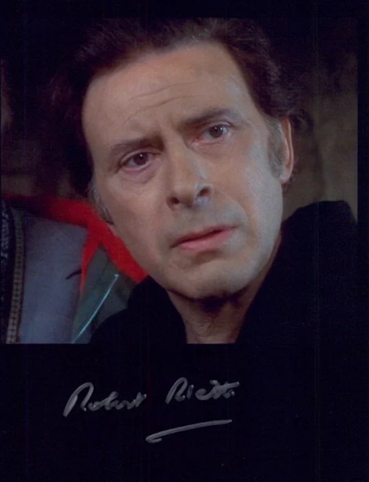 Robert Rietti autograph
