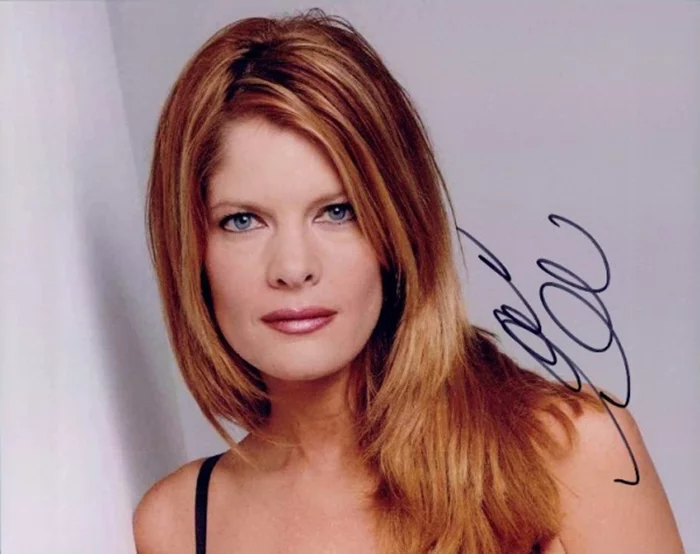 Michelle Stafford autograph