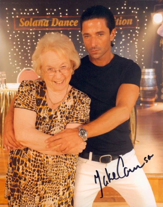 Jake Canuso autograph