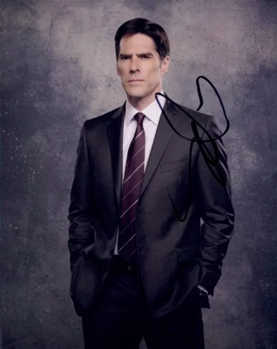 Thomas Gibson autograph