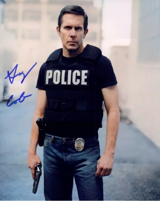 Gary Cole autograph